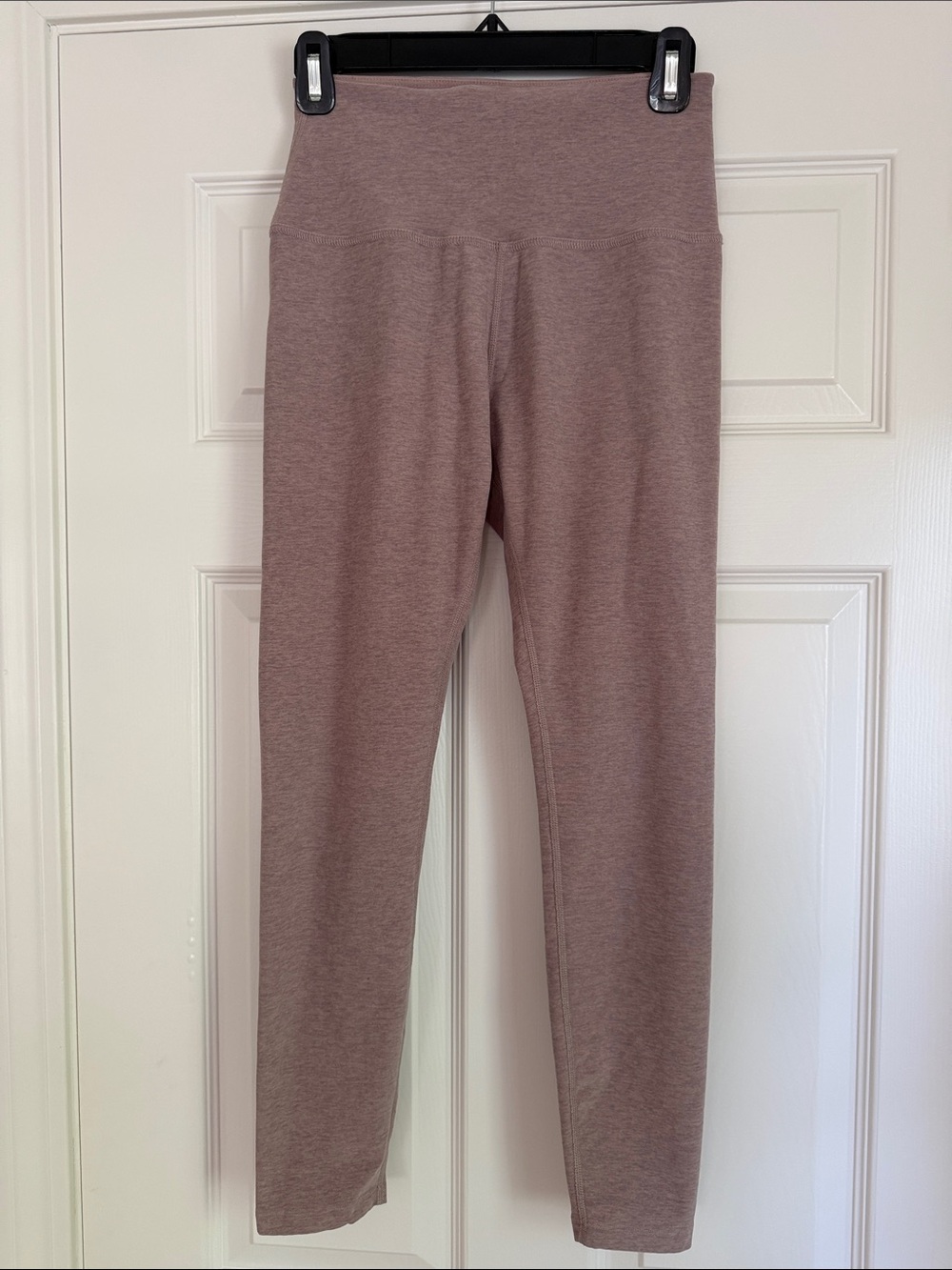 Beyond Yoga High-Waist Leggings in Rosey Taupe
